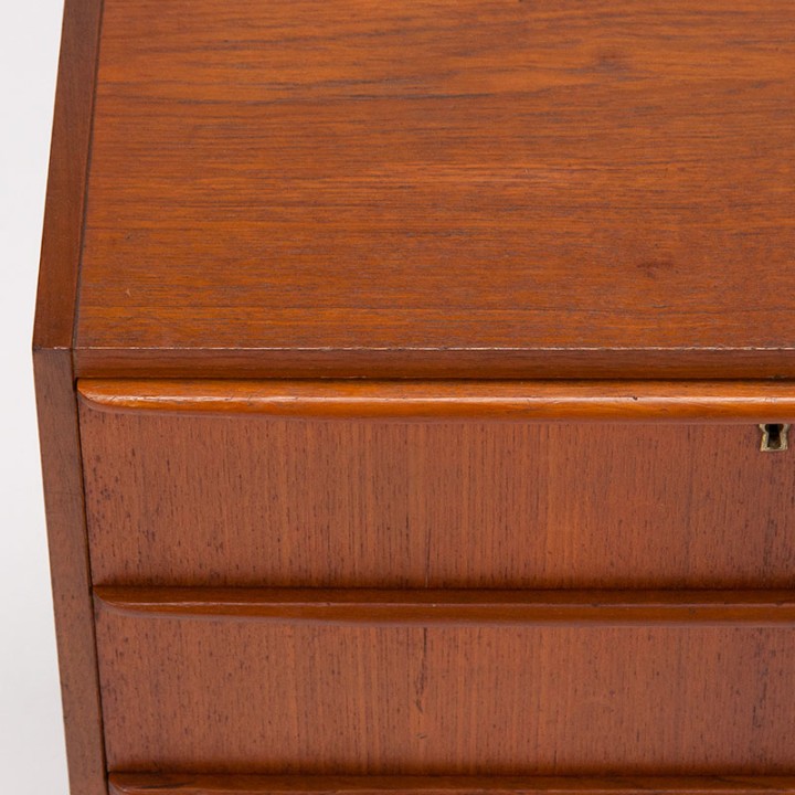 Danish Mid-Century vintage chest of drawers with 3 drawers