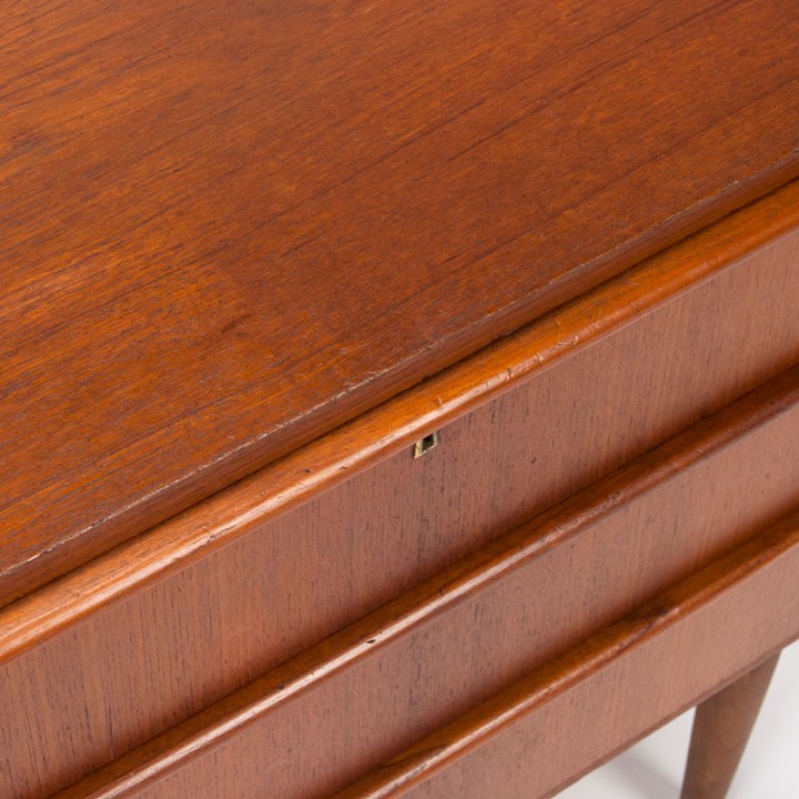 Danish Mid-Century vintage chest of drawers with 3 drawers