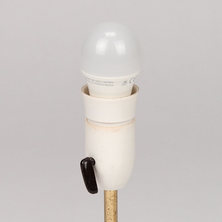 Danish vintage table lamp on metal 3 legs