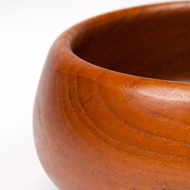 Round serving bowl Mid-Century vintage in teak