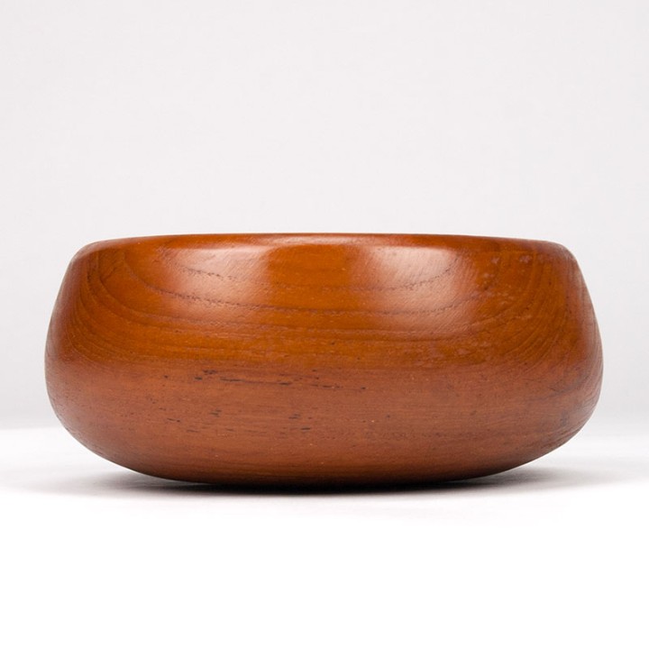 Round serving bowl Mid-Century vintage in teak