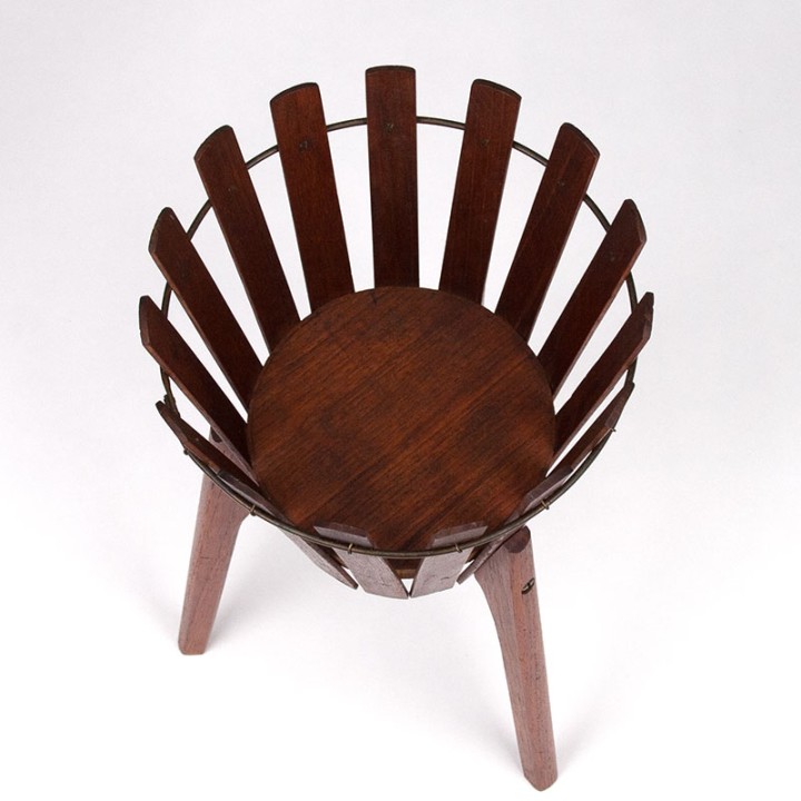 Mid-Century teakhouten Deense plantenbak op driepoot