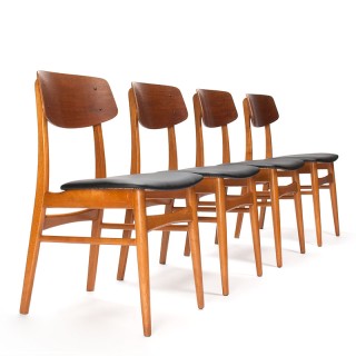 Mid-Century set van 4 vintage eettafel stoelen uit Denemarken