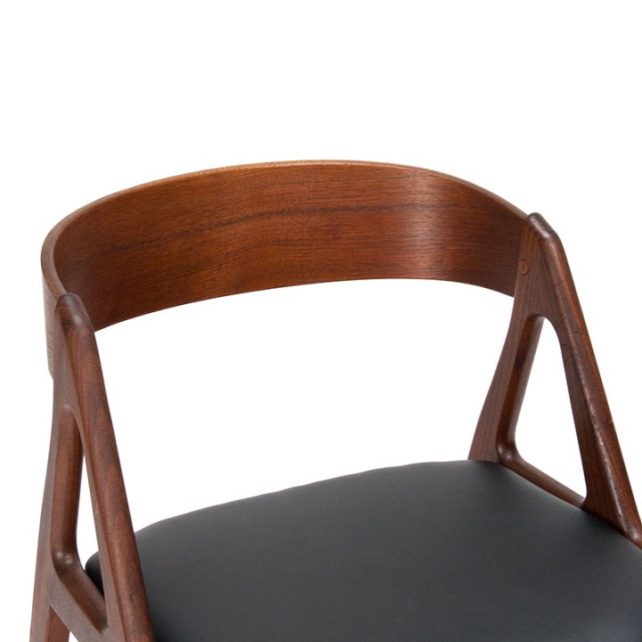 Danish Mid-Century vintage chair designs by Henning Kjaernulf