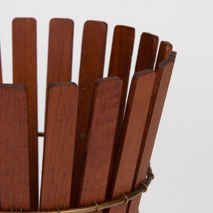 Mid-Century vintage teakhouten plantenbak op 3-poot