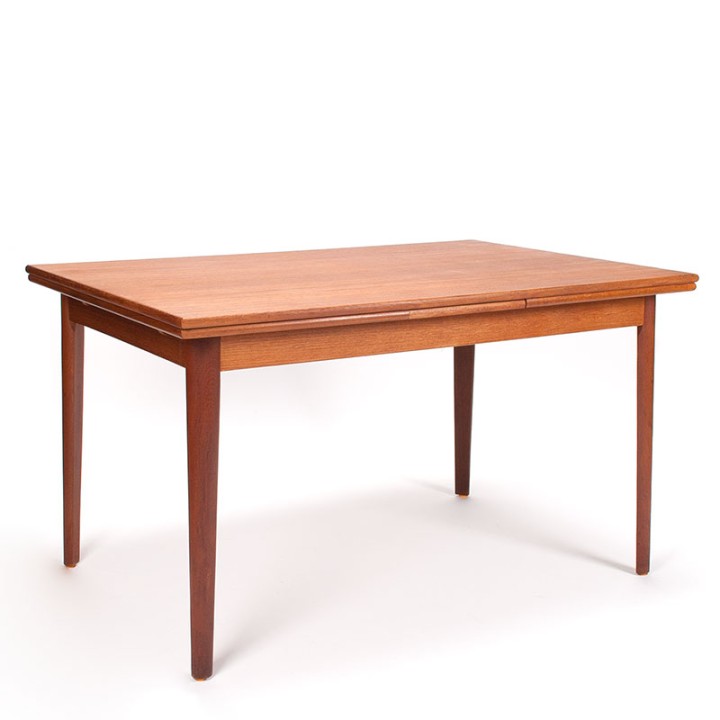 Model no. 89 ES Møbler Mid-Century teak dining table