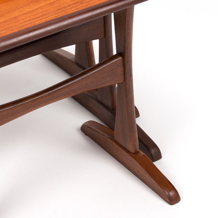 Mid-Century Moderne Deense vintage nesttafels