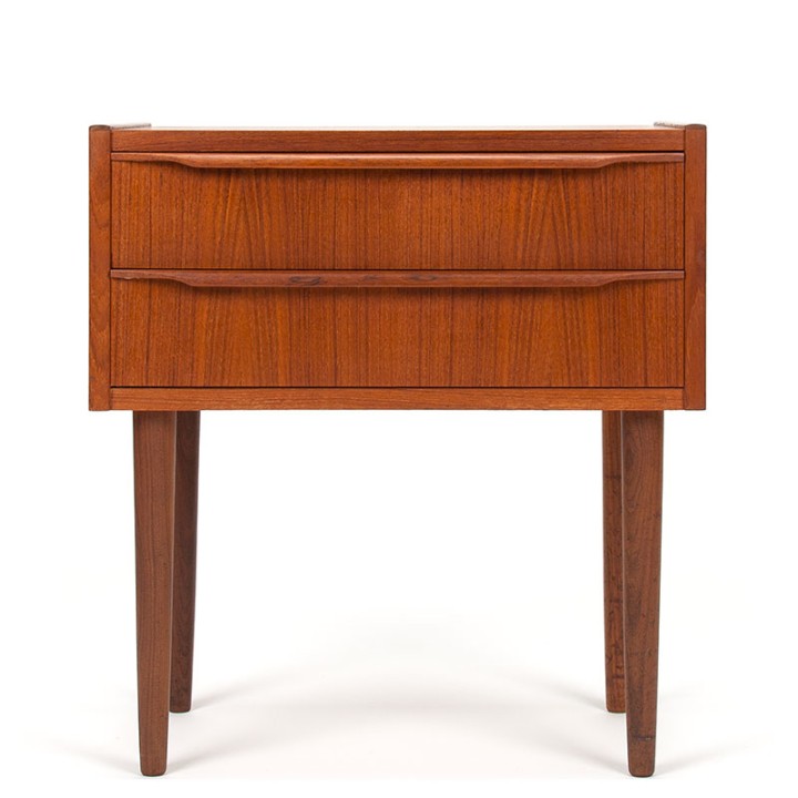 Deense Moderne vintage kleine ladekast in teak