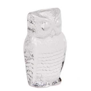 Vintage paperweight in the shape of an owl