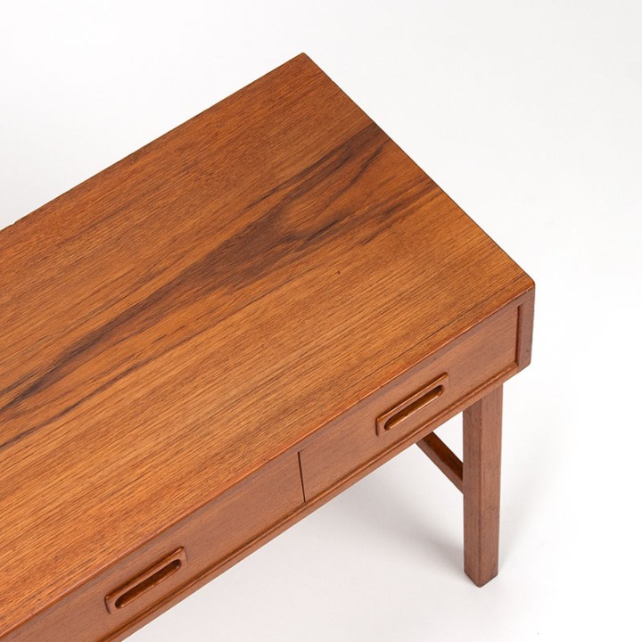 Mid-Century vintage kastje met 3 lades in teak en eiken