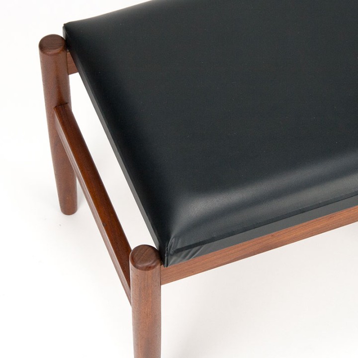 Hocker/ poef vintage jaren 60 model Deens design