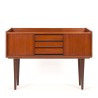 Klein model vintage Mid-Century kastje/ dressoirtje in teak