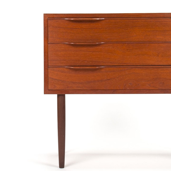 Danish vintage chest of drawers with organic details in teak