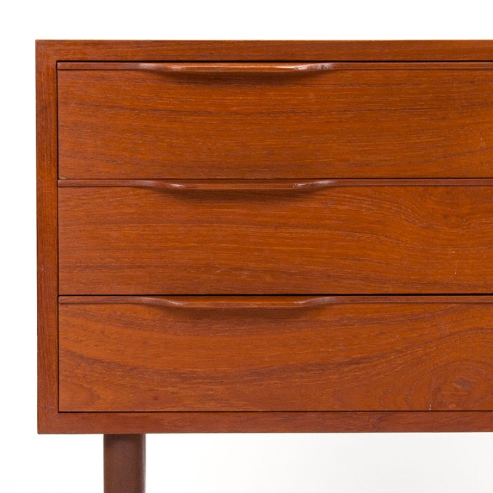 Danish vintage chest of drawers with organic details in teak