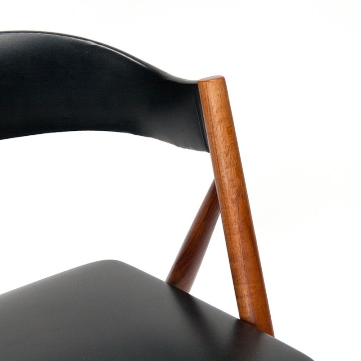 Deense vintage stoel met ronde rugleuning