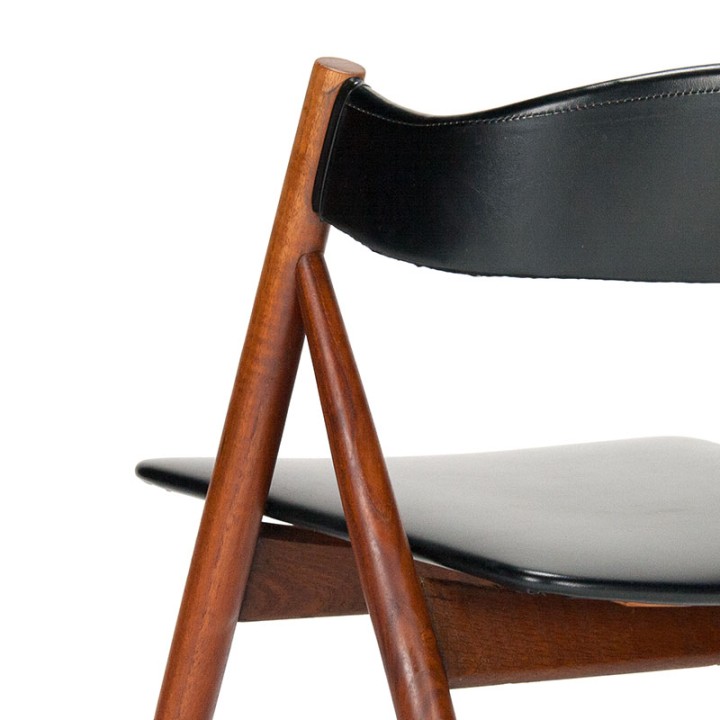 Danish vintage chair with round backrest