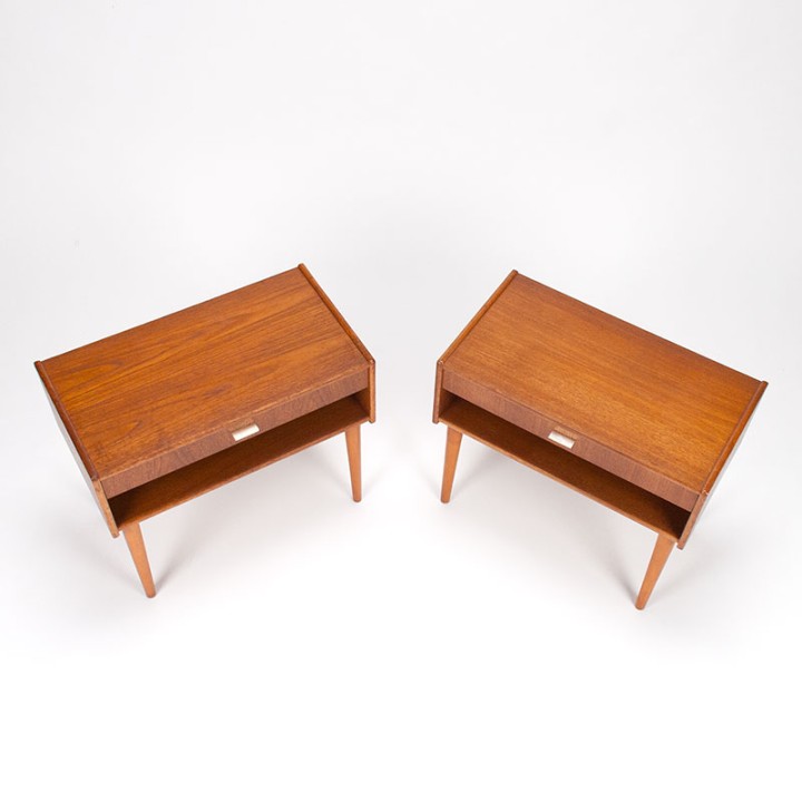 Set van 2 Mid-Century vintage nachtkastjes in teak