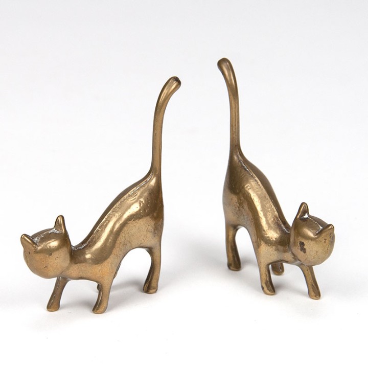 Set of 2 small brass vintage figurines of a cat