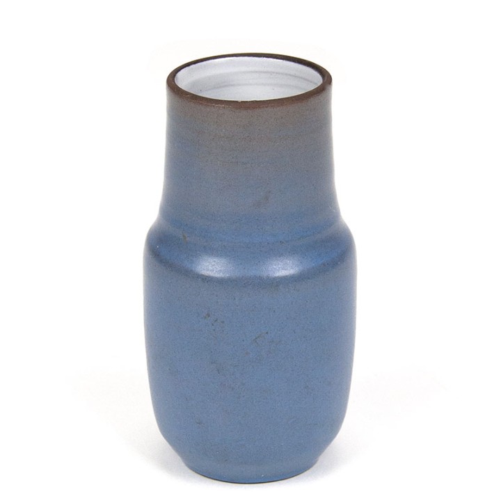 Small model vintage Nel Goedhart vase