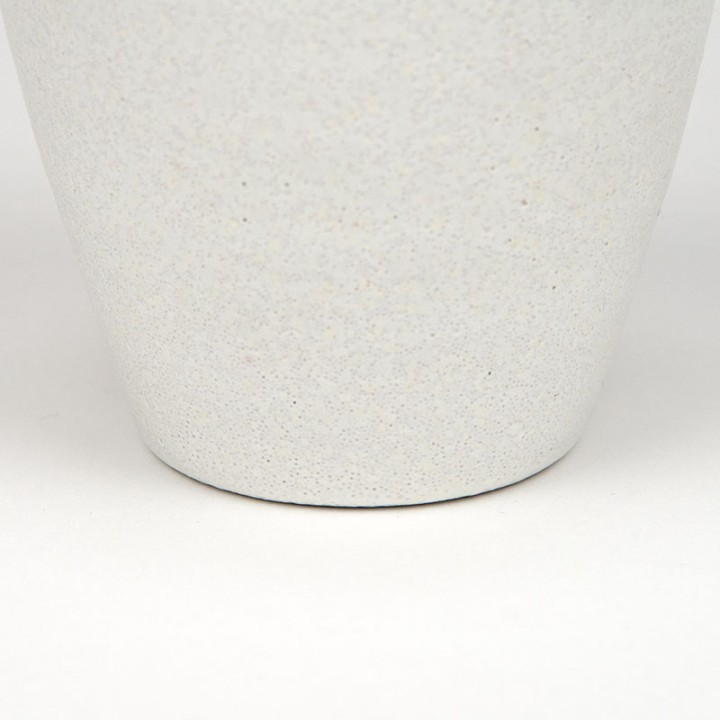 Ravelli vase, vintage model in white with brown detail