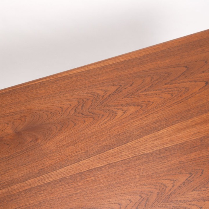 Danish Mid-Century extendable vintage dining table in teak wood