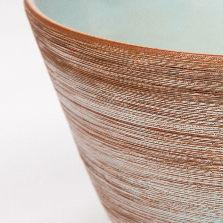 Dutch ceramic flower pot 20 cm in diameter