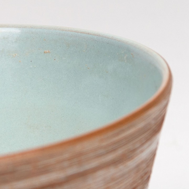 Dutch ceramic flower pot 20 cm in diameter