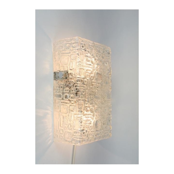 Glass block wall lamp - Retro Studio