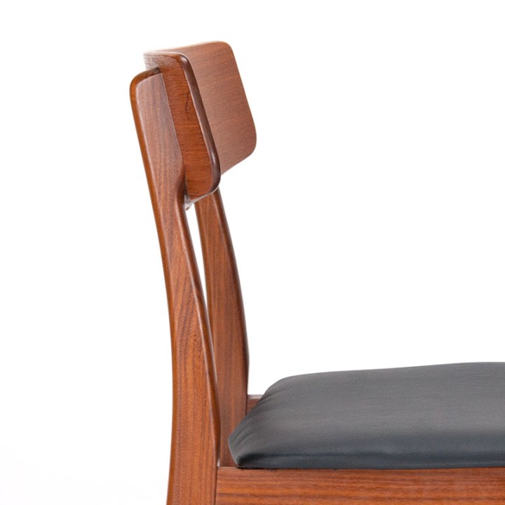 Teakhouten Deense vintage stoel met zwarte zitting