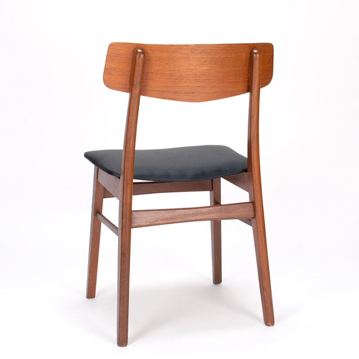 Teakhouten Deense vintage stoel met zwarte zitting