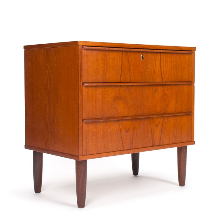 Ladekast in teak vintage Deens model 3 lades
