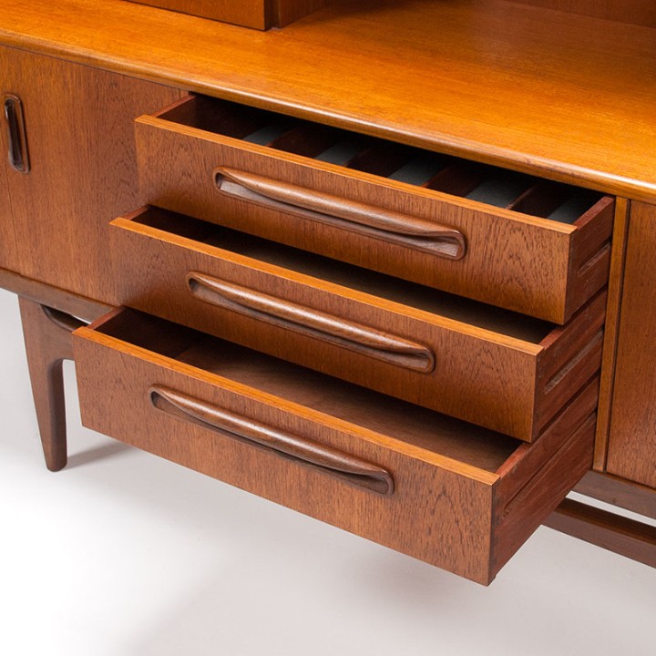 Gplan Mid-Century groot dressoir ontwerp Victor Wilkins