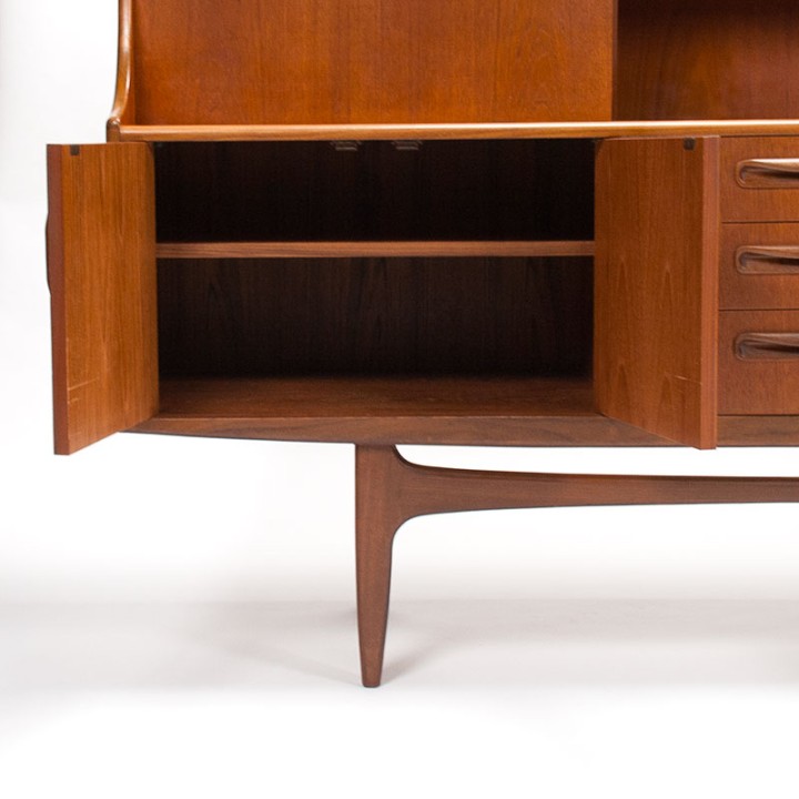 Gplan Mid-Century groot dressoir ontwerp Victor Wilkins