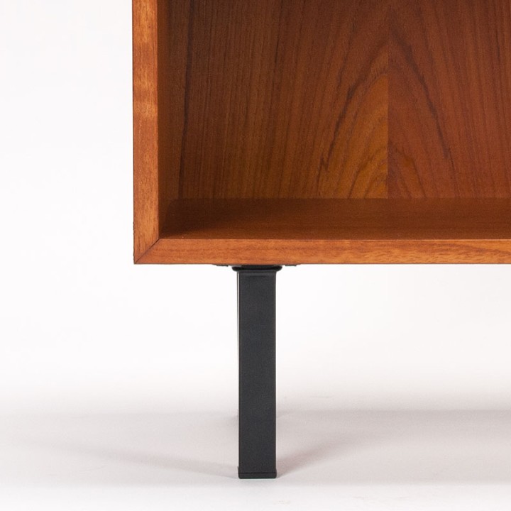 Deens Mid-Century vintage boekenkastje laag model