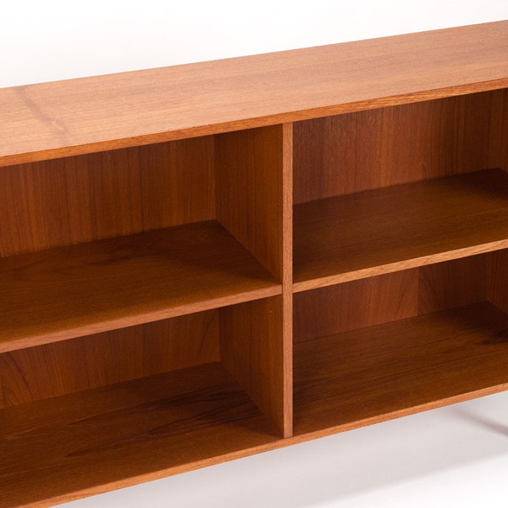 Deens Mid-Century vintage boekenkastje laag model