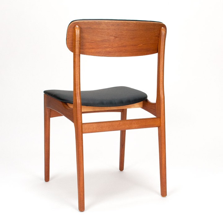 Mid-Century Danish set of 6 Bundgaard Rasmussen chairs