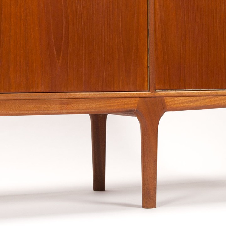 Dunfermline vintage Mid-Century McIntosh dressoir