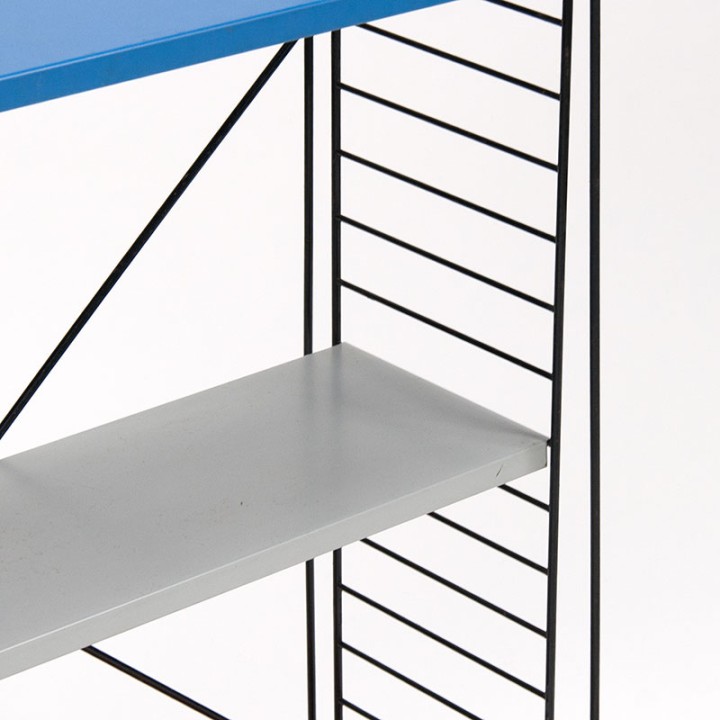 Tomado Mid-Century standing system design A. 