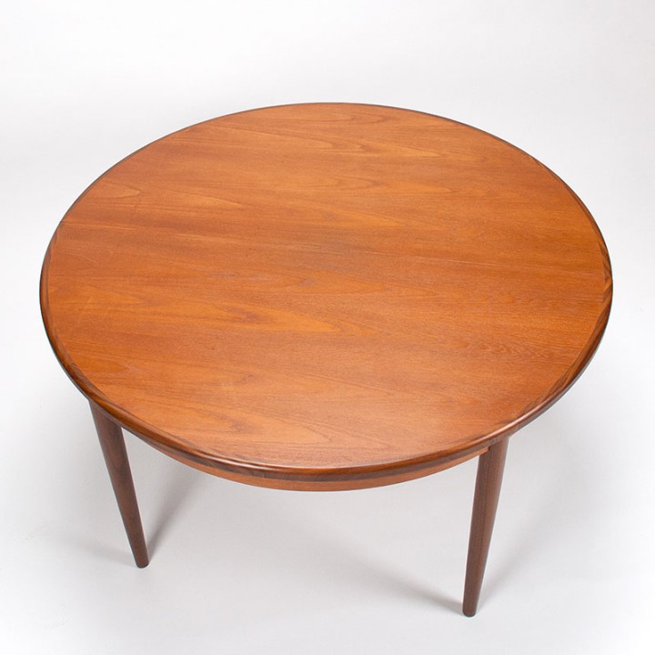 Gplan teak Mid-Century round dining table
