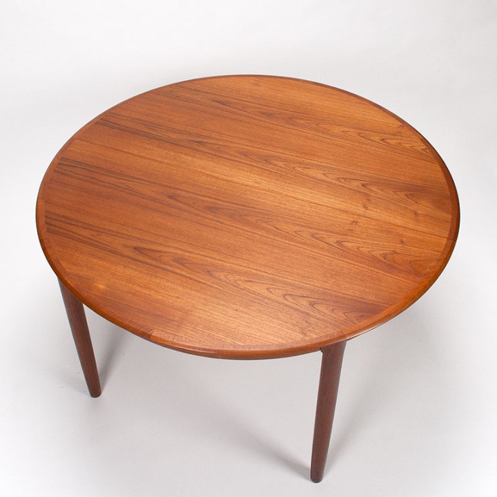 C.J. Rosengaarden Danish vintage extendable dining table