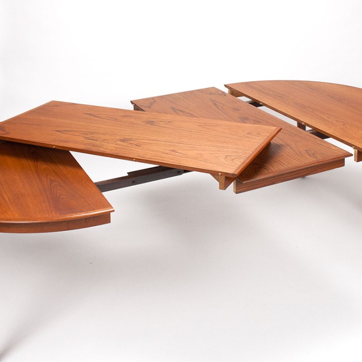 C.J. Rosengaarden Danish vintage extendable dining table