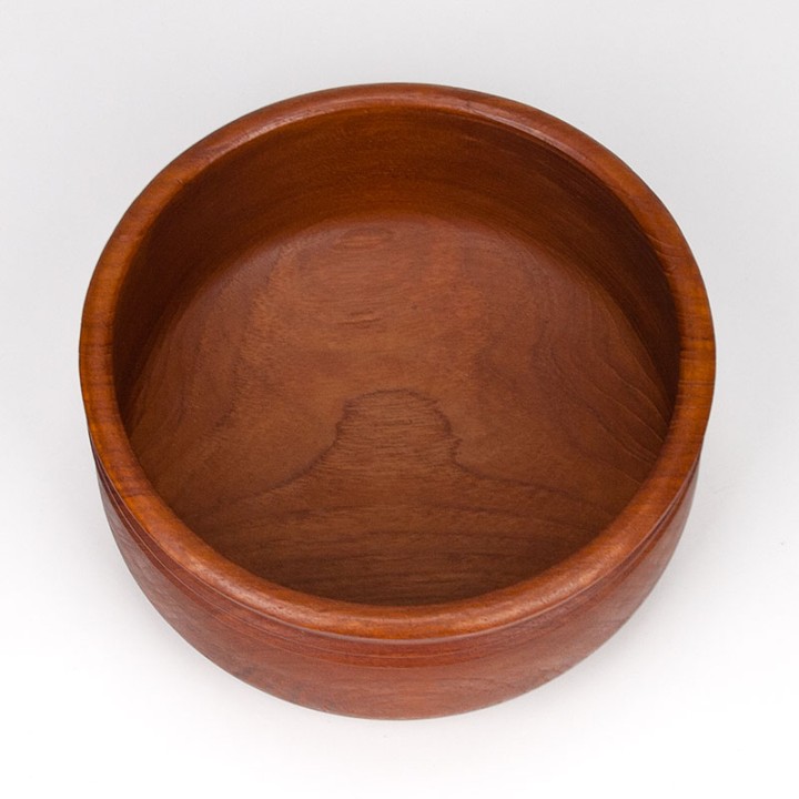 Danish Mid-Century serving bowl in teak wood