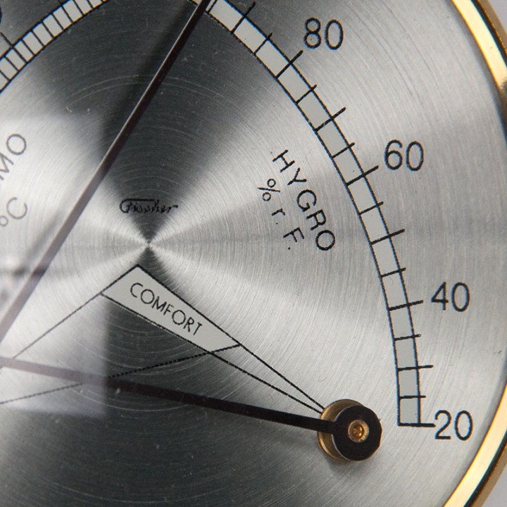 Messing hygrometer/ thermometer vintage model uit de GDR