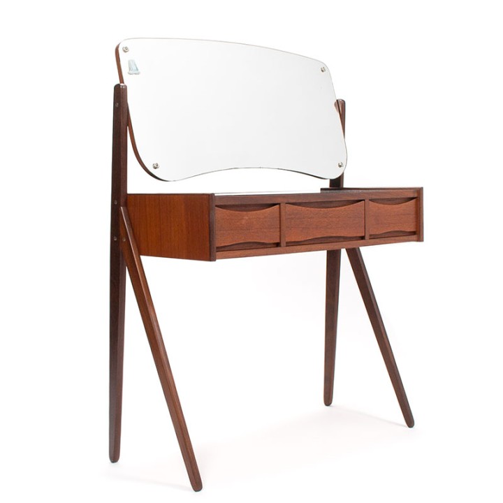 Danish Mid-Century dressing table in teak, designed by Arne