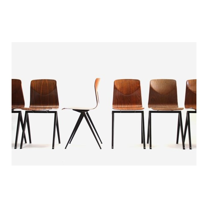 Set of 6 industrial Thur-op-seat chairs - Retro Studio