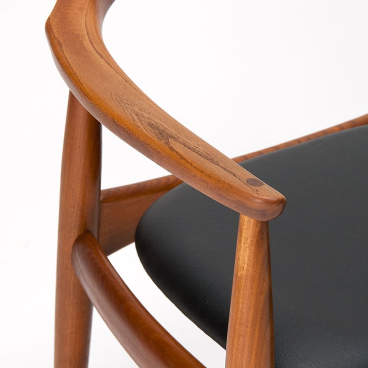 Illum Wikkelsø Deense Mid-Century armstoel voor Niels Eilersen