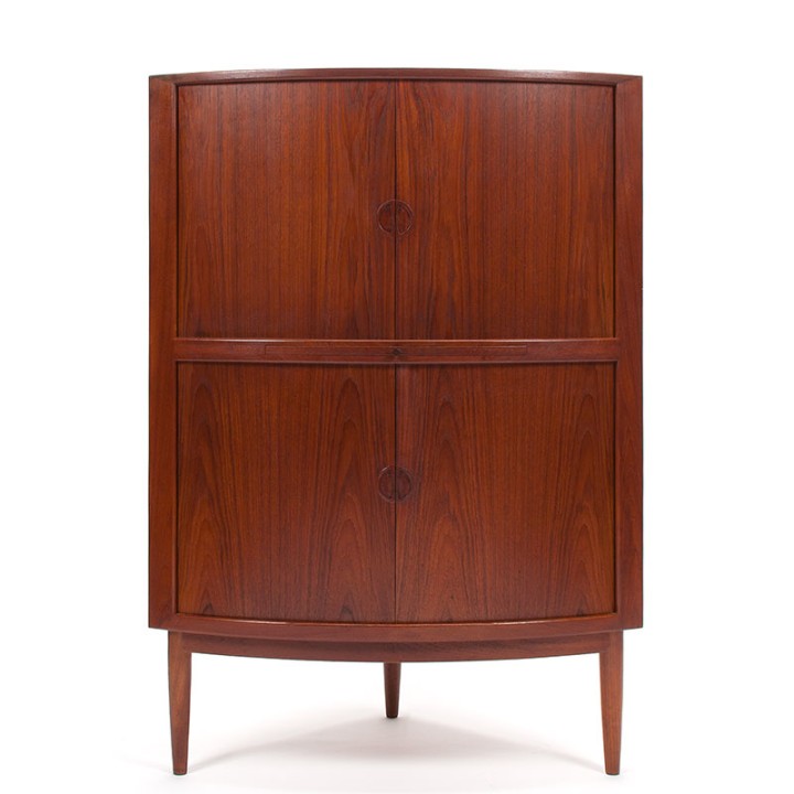 Johannes Andersen Deens Mid-Century design hoekkast in teak
