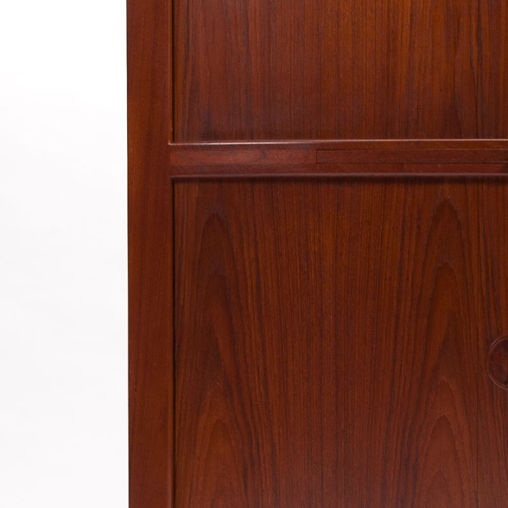 Johannes Andersen Danish Mid-Century design corner cabinet in