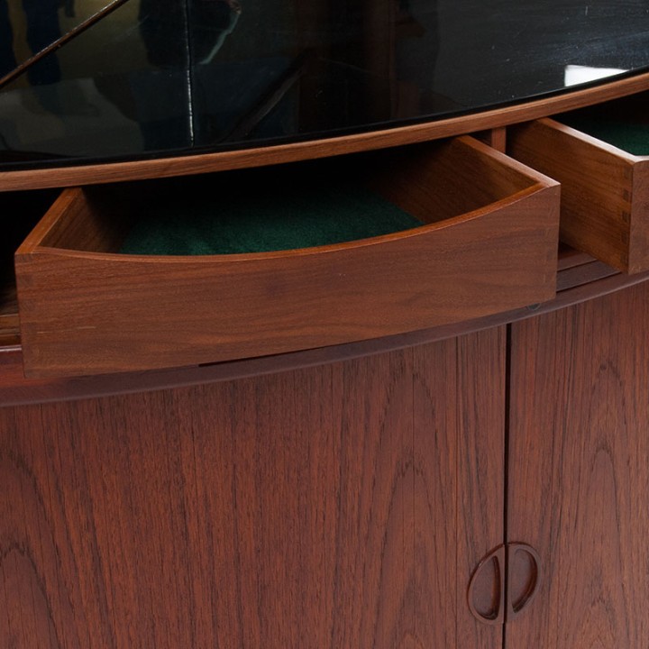 Johannes Andersen Danish Mid-Century design corner cabinet in