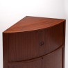 Johannes Andersen Deens Mid-Century design hoekkast in teak